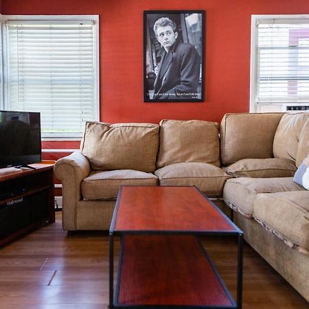 Hollywood Hills Suites Los Angeles Extérieur photo