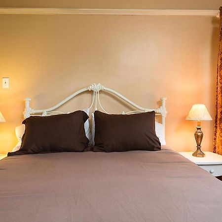 Hollywood Hills Suites Los Angeles Extérieur photo