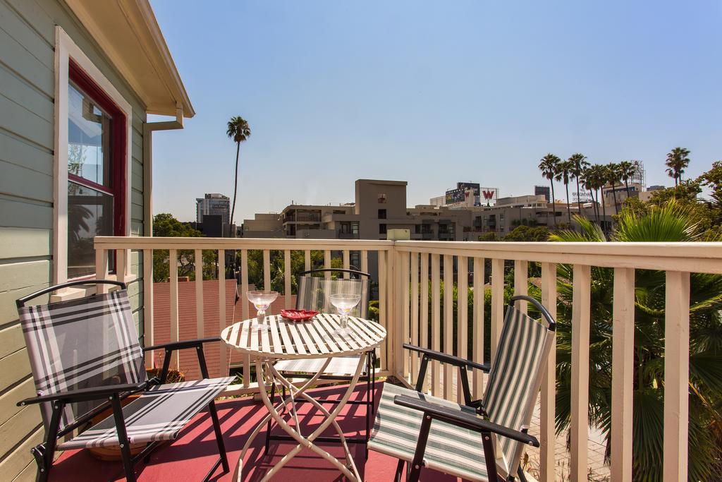 Hollywood Hills Suites Los Angeles Extérieur photo