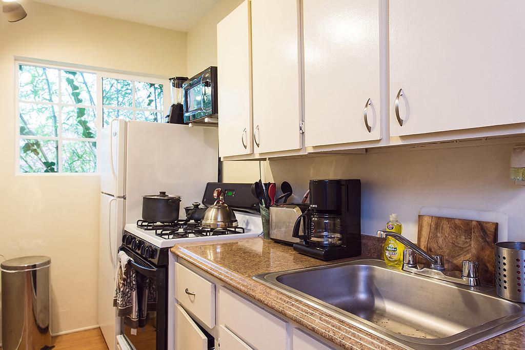 Hollywood Hills Suites Los Angeles Extérieur photo